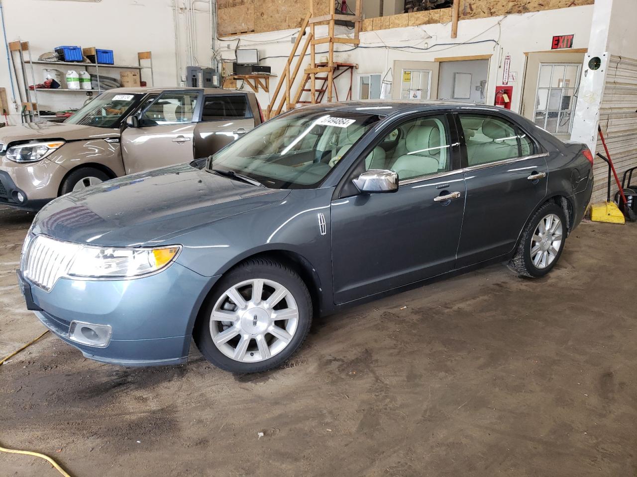 2012 LINCOLN MKZ