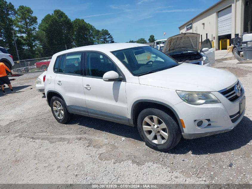 2010 VOLKSWAGEN TIGUAN S