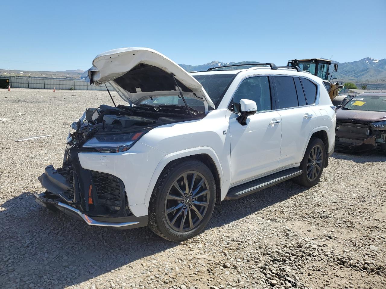 2024 LEXUS LX 600 BASE