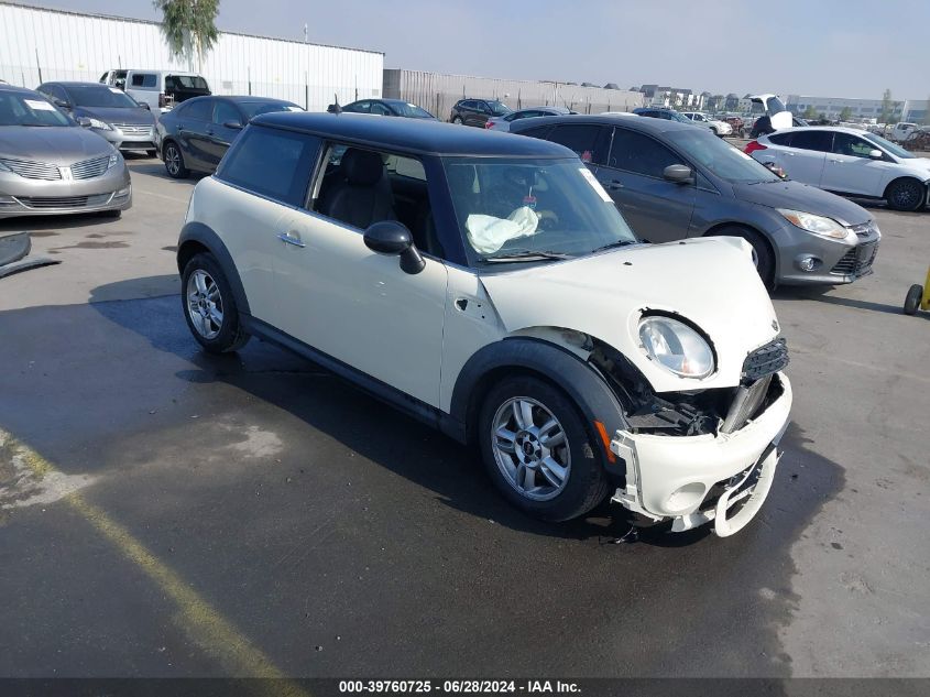 2011 MINI COOPER