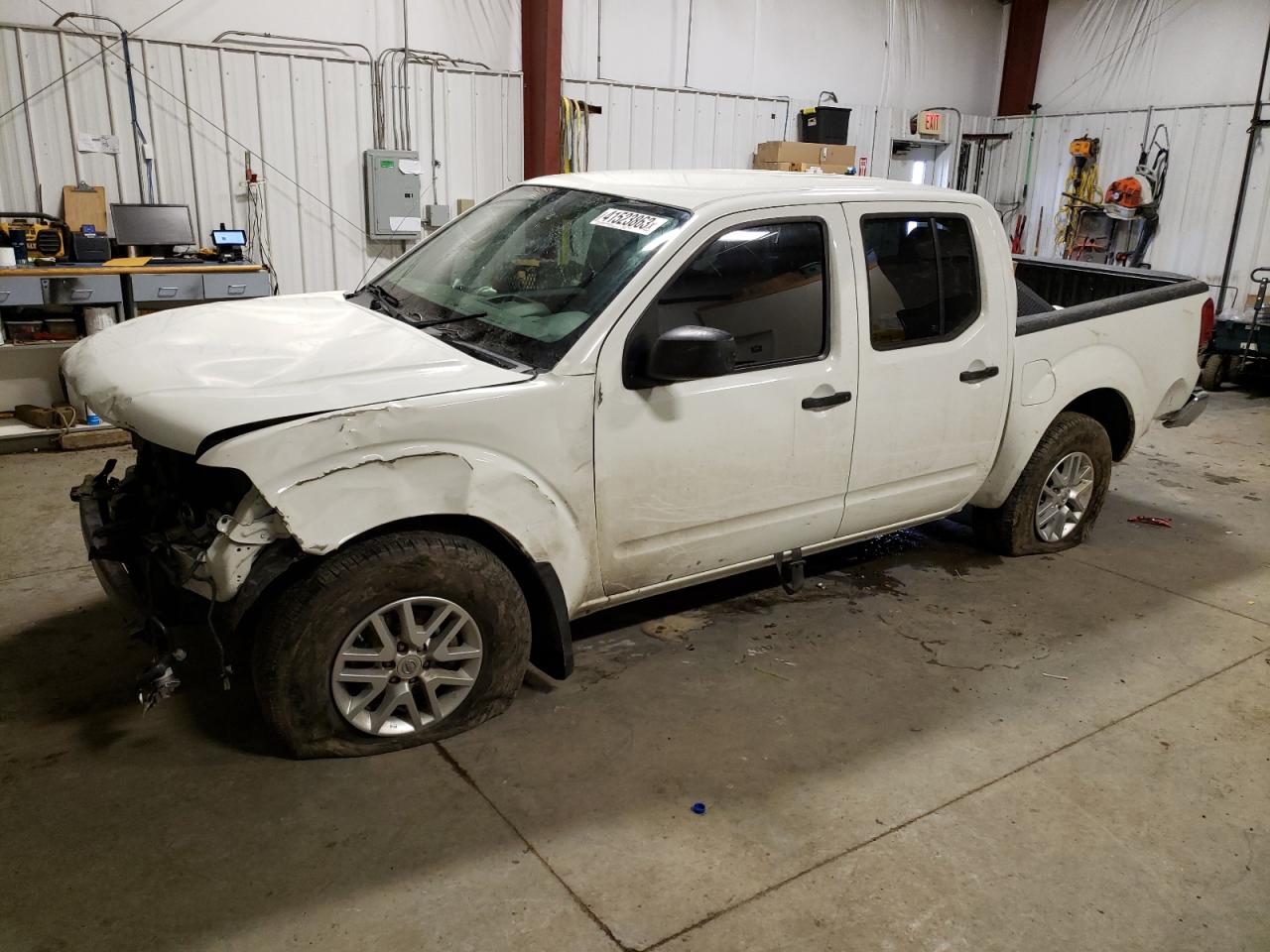 2019 NISSAN FRONTIER S