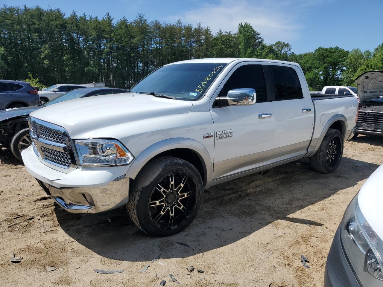 2014 RAM 1500 LARAMIE