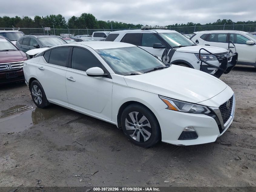 2019 NISSAN ALTIMA S