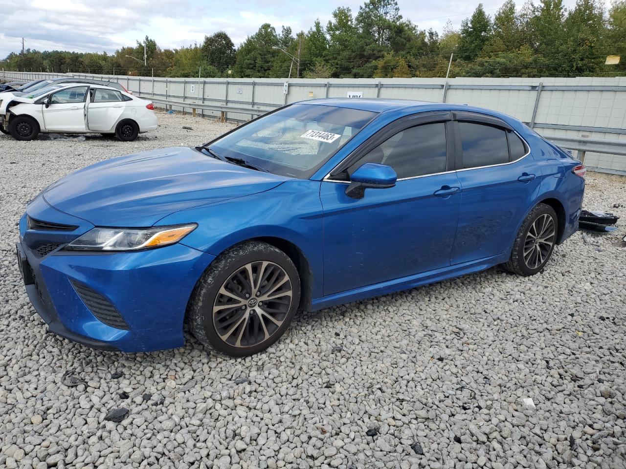 2020 TOYOTA CAMRY SE