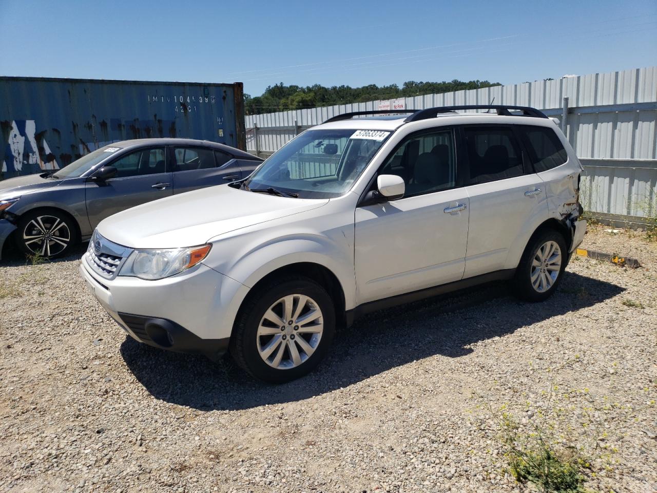 2013 SUBARU FORESTER LIMITED