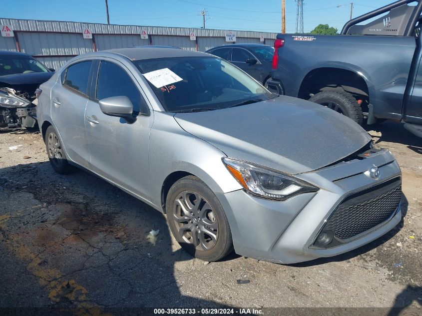 2019 TOYOTA YARIS XLE