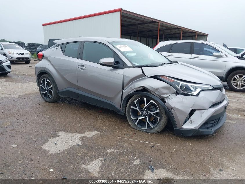 2019 TOYOTA C-HR XLE