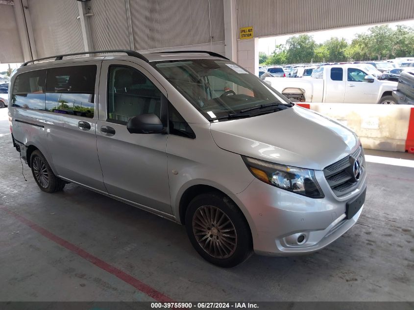 2017 MERCEDES-BENZ METRIS