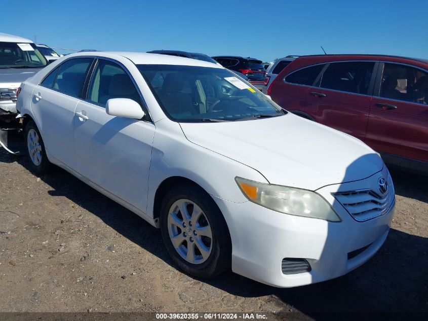 2011 TOYOTA CAMRY LE