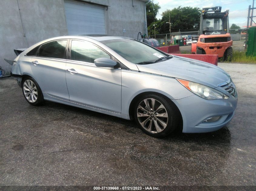 2011 HYUNDAI SONATA SE