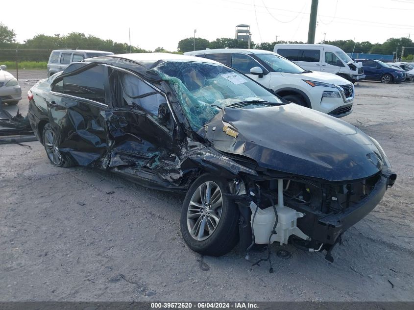 2015 TOYOTA CAMRY SE