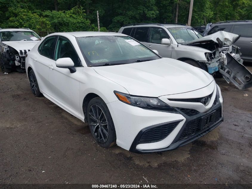 2021 TOYOTA CAMRY SE