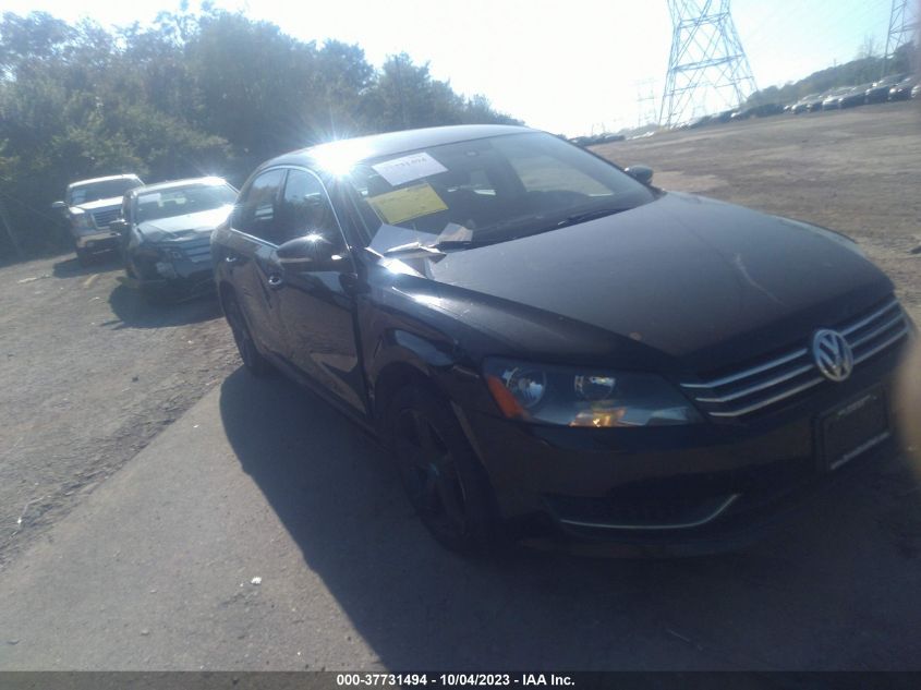 2013 VOLKSWAGEN PASSAT 2.5L SE