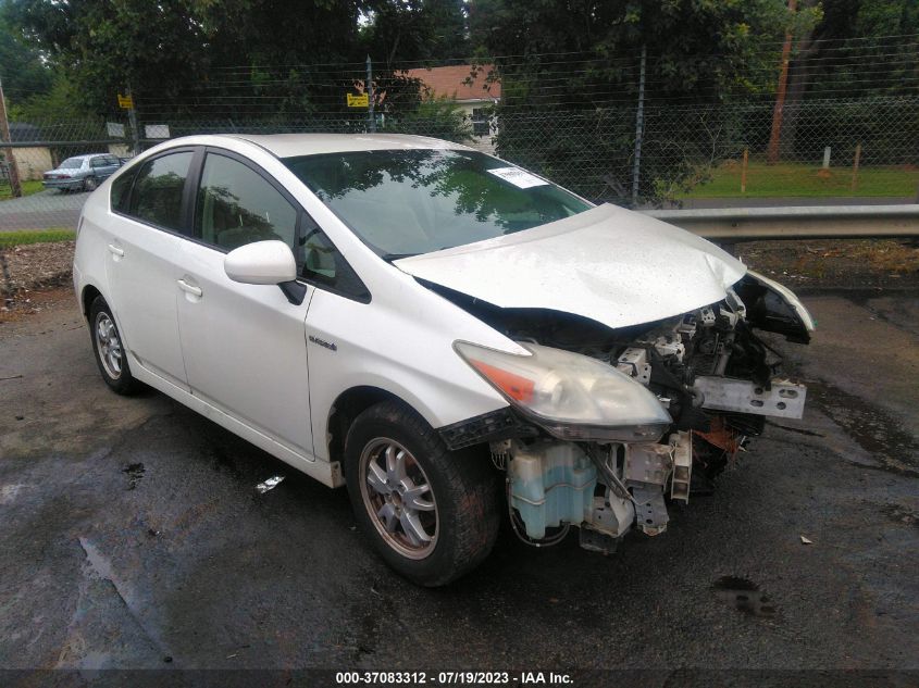 2010 TOYOTA PRIUS III