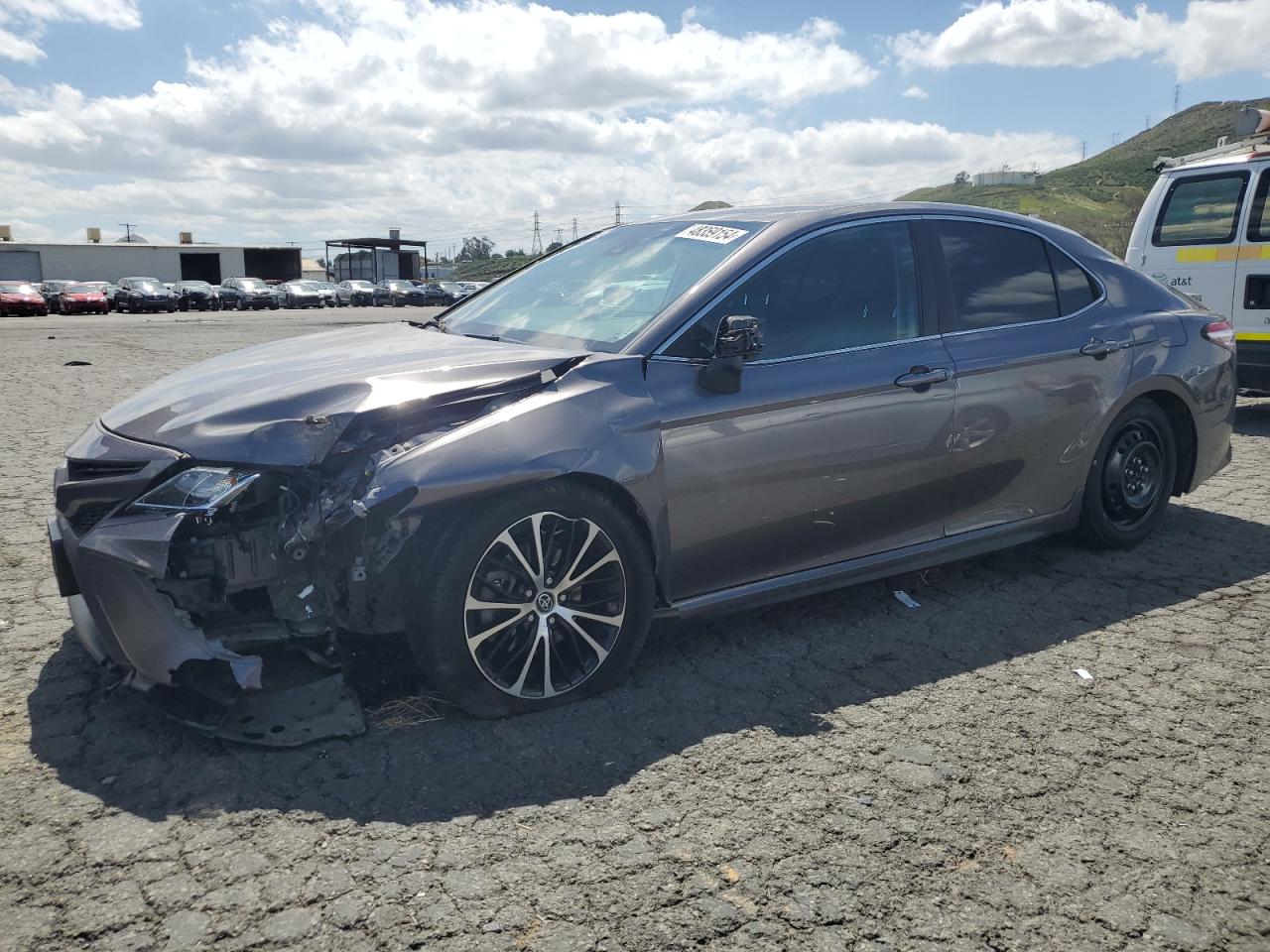 2020 TOYOTA CAMRY SE