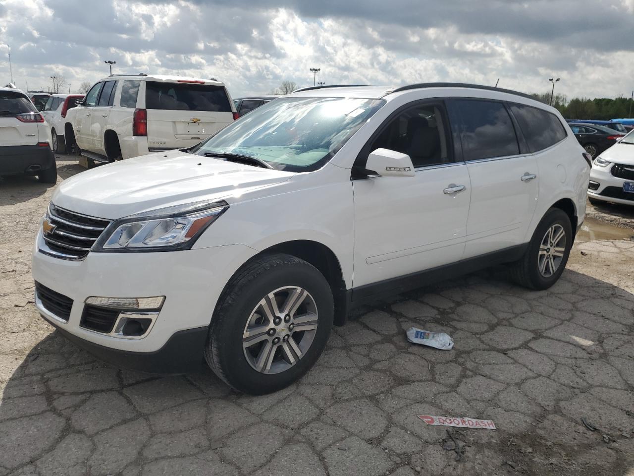 2017 CHEVROLET TRAVERSE LT