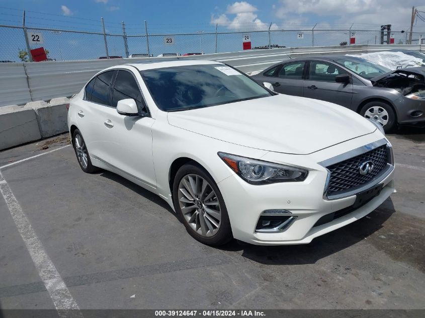 2023 INFINITI Q50 LUXE