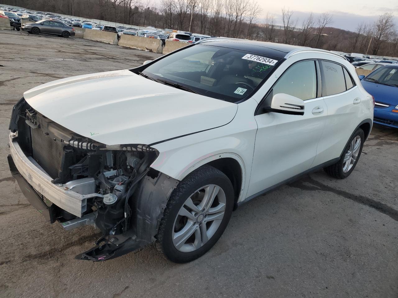 2017 MERCEDES-BENZ GLA 250 4MATIC