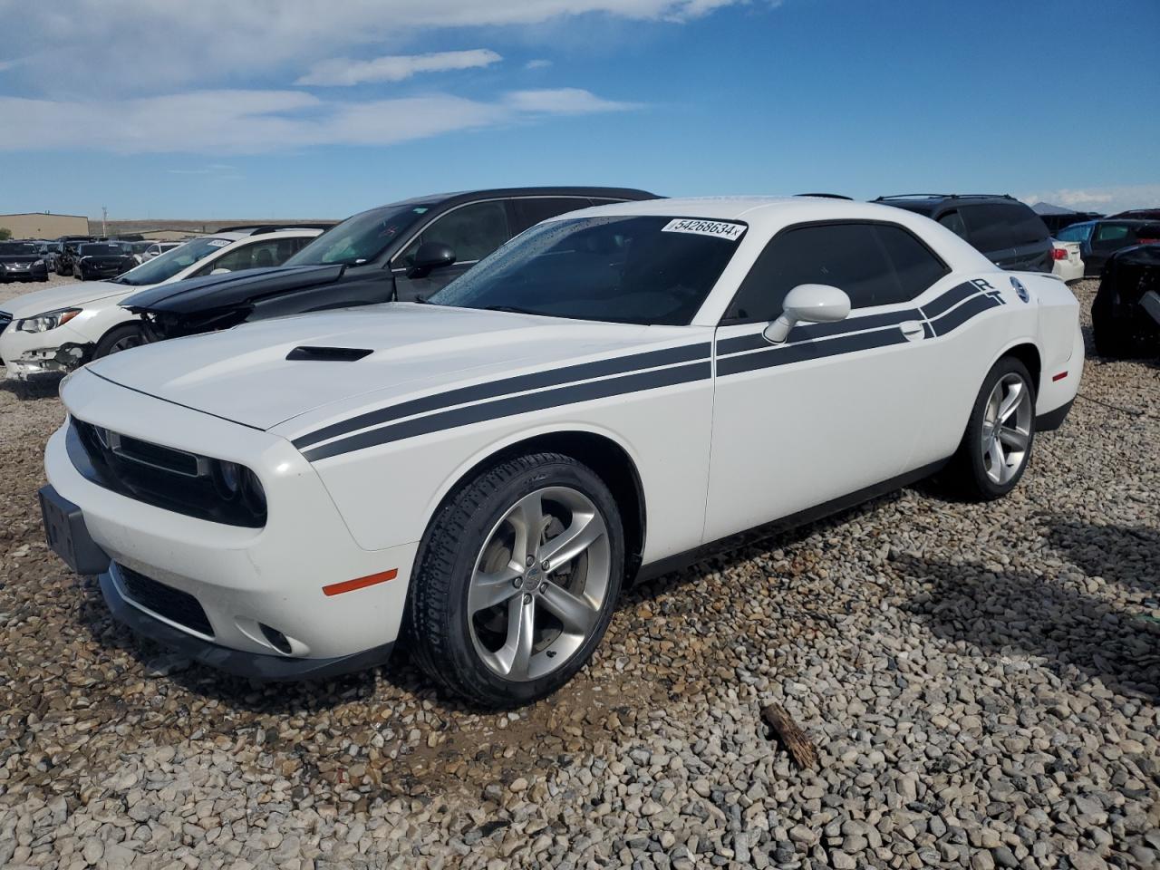 2016 DODGE CHALLENGER SXT