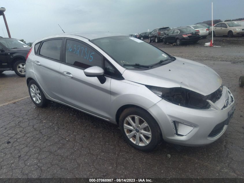 2011 FORD FIESTA SE