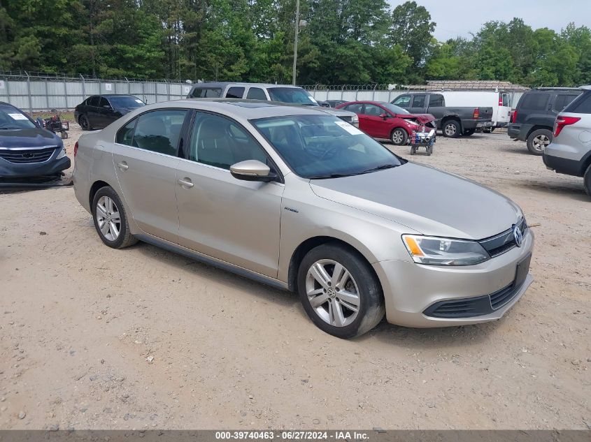 2013 VOLKSWAGEN JETTA HYBRID SEL