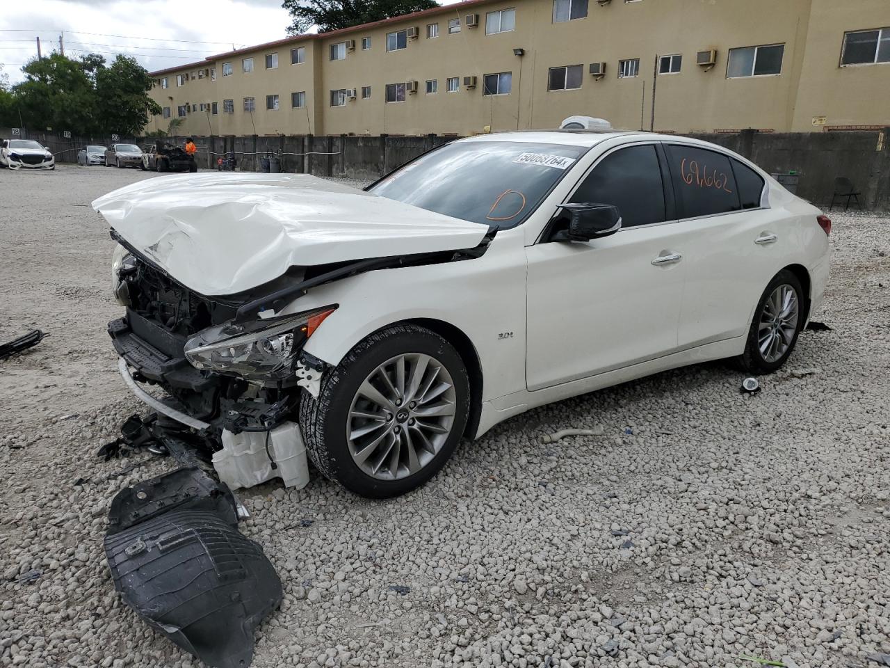 2019 INFINITI Q50 LUXE