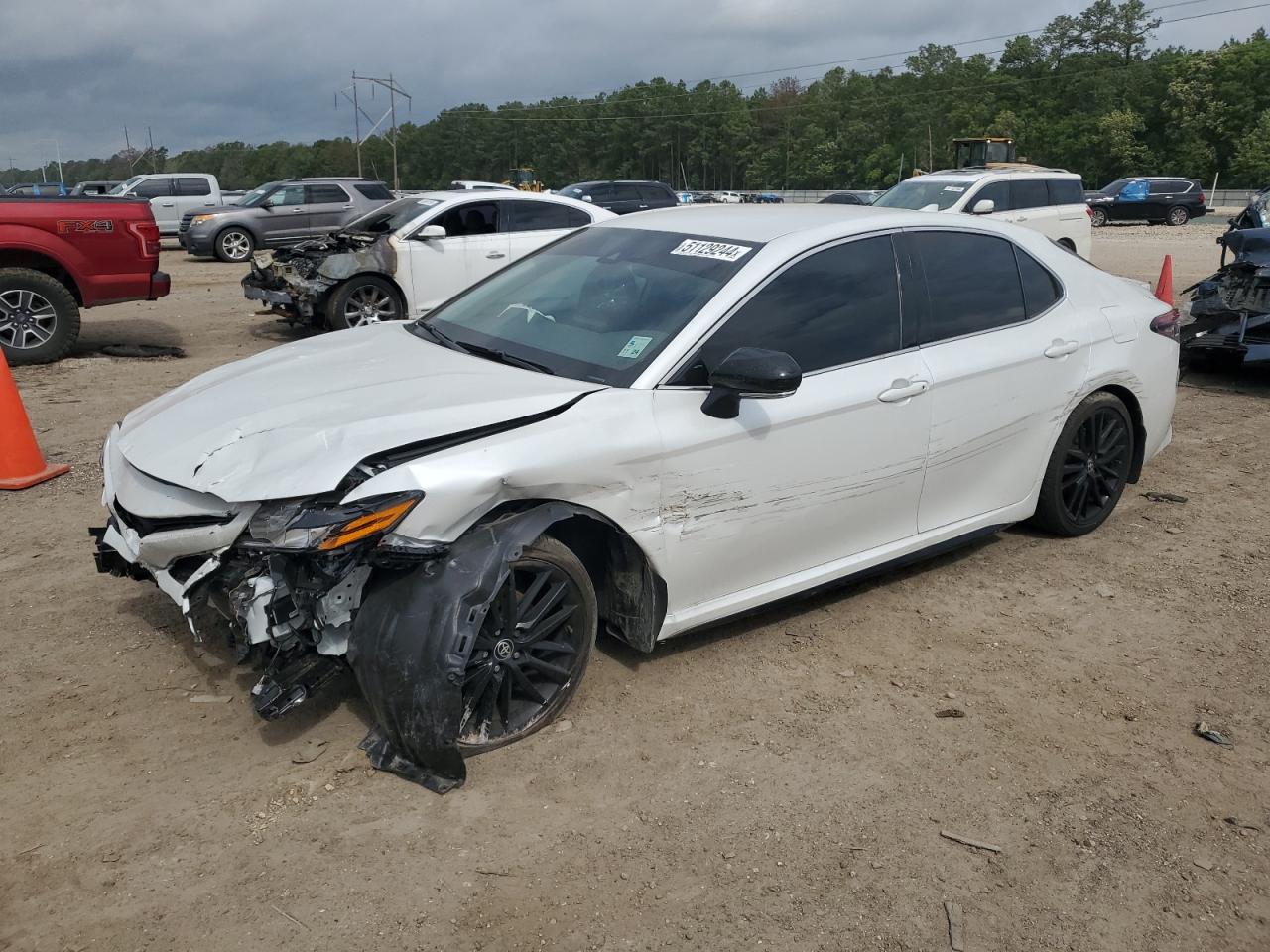 2023 TOYOTA CAMRY XSE