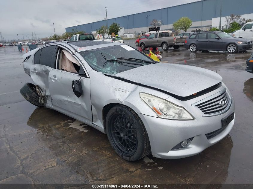 2013 INFINITI G37 JOURNEY