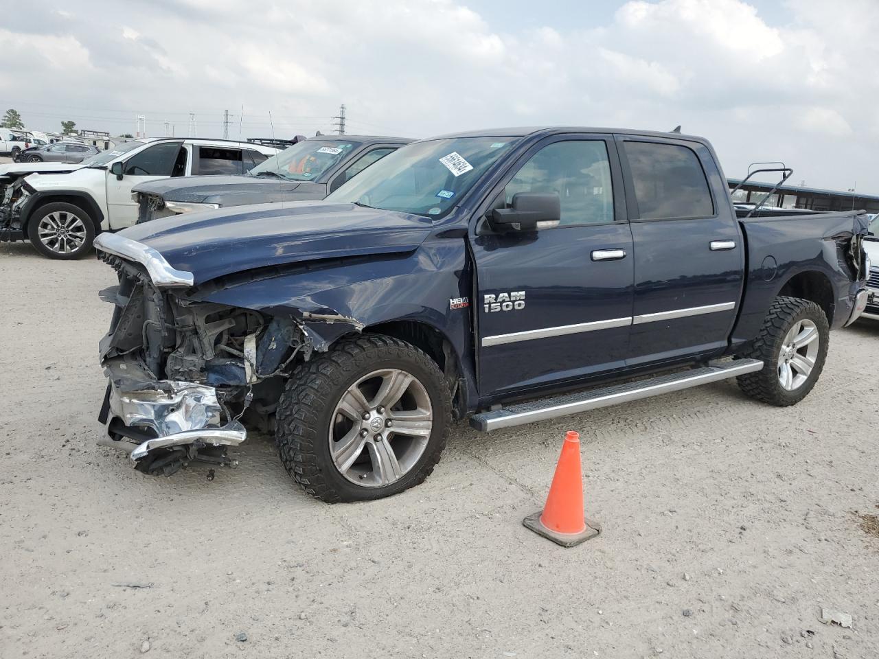 2014 RAM 1500 SLT