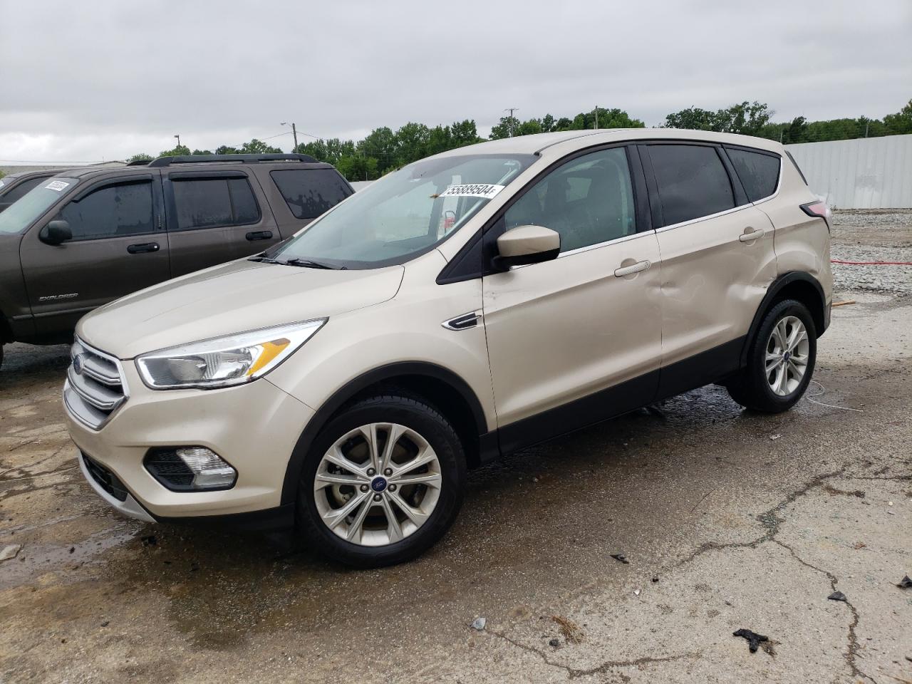 2017 FORD ESCAPE SE