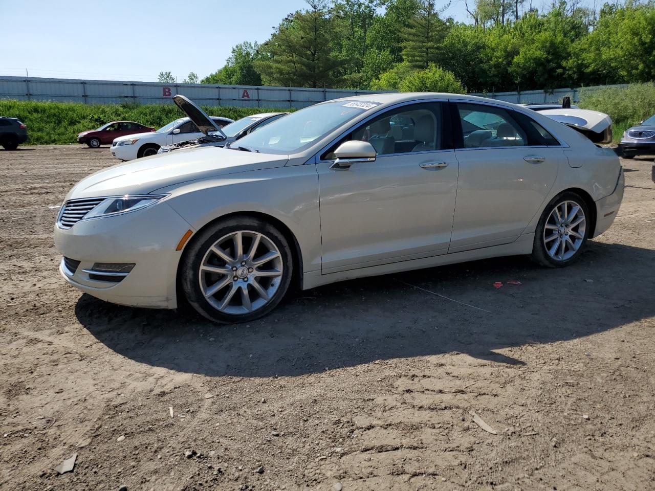 2016 LINCOLN MKZ