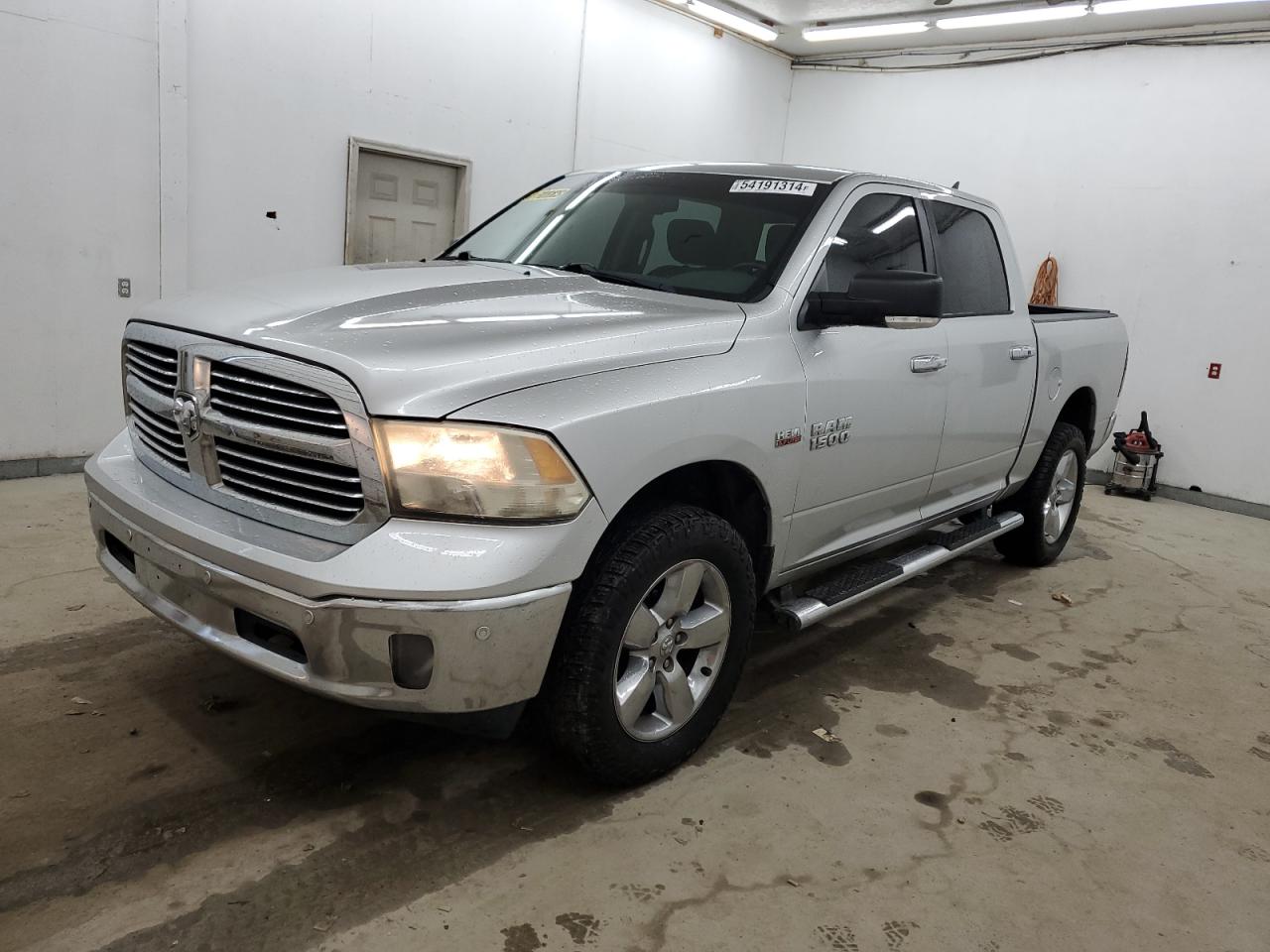 2015 RAM 1500 SLT