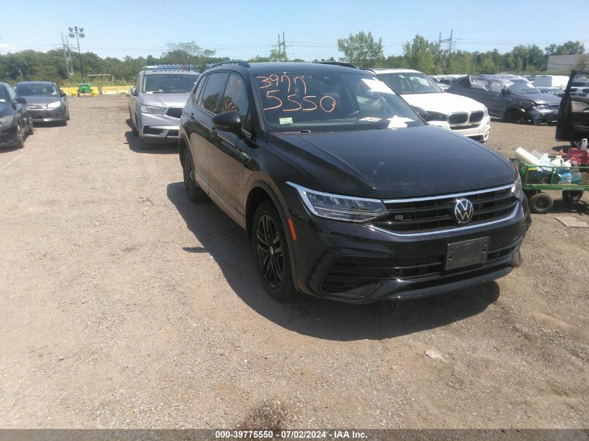 2022 VOLKSWAGEN TIGUAN 2.0T SE R-LINE BLACK