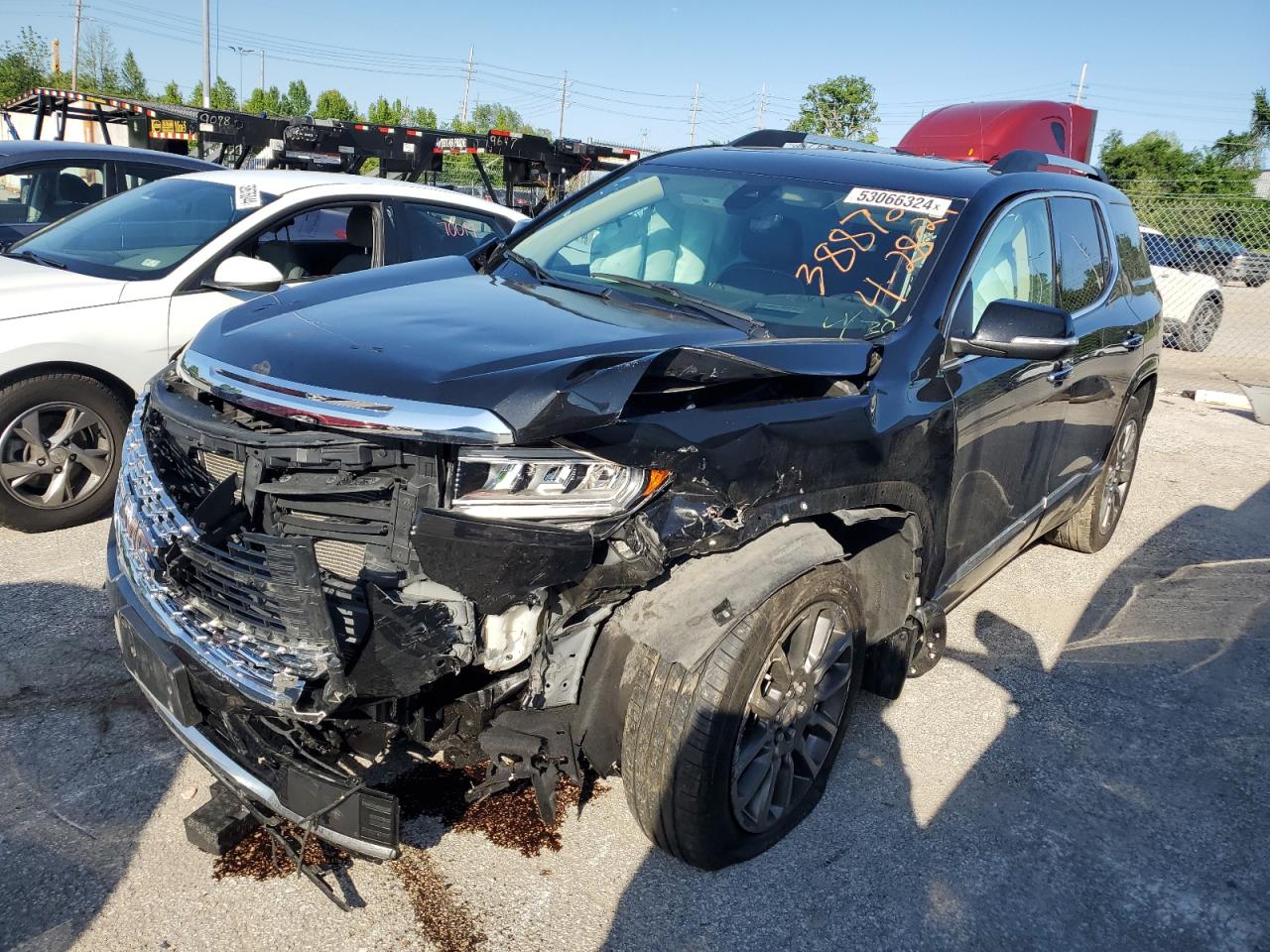 2022 GMC ACADIA DENALI