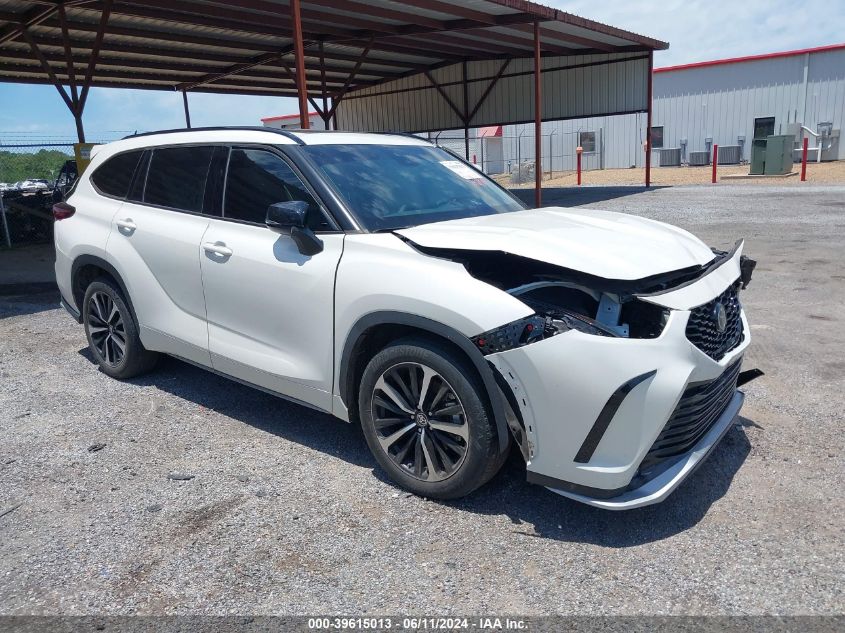 2021 TOYOTA HIGHLANDER XSE