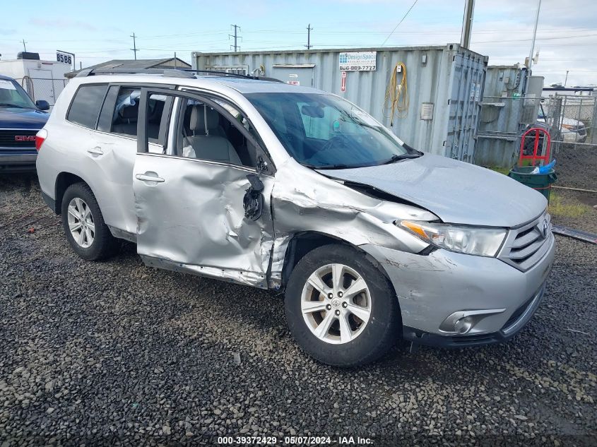 2013 TOYOTA HIGHLANDER SE V6