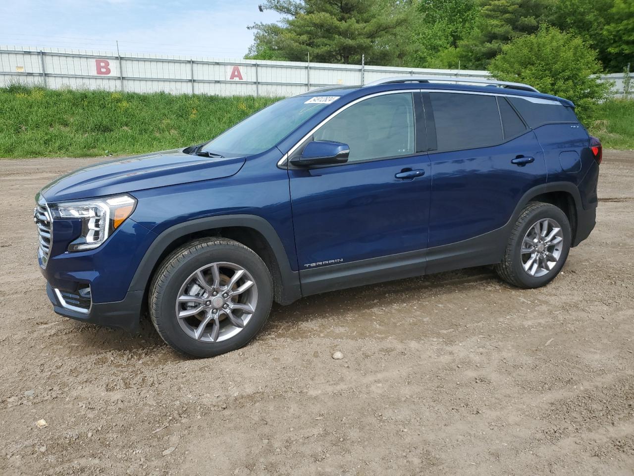 2022 GMC TERRAIN SLT