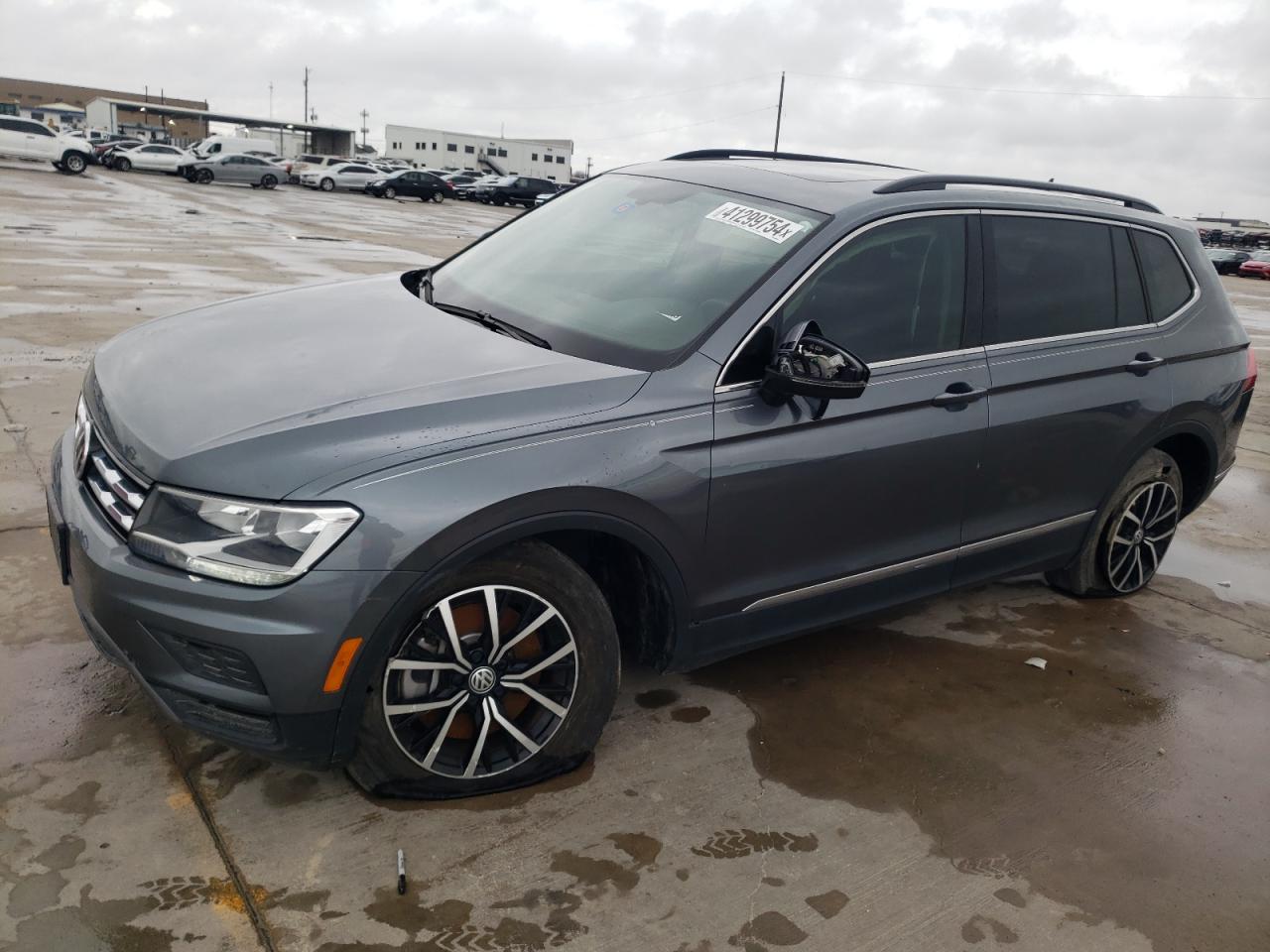 2021 VOLKSWAGEN TIGUAN SE