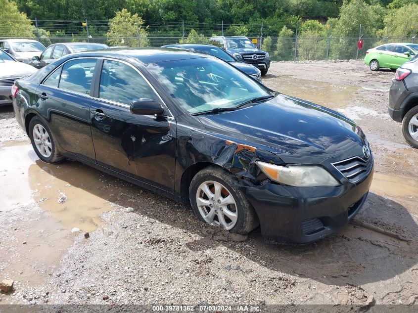 2011 TOYOTA CAMRY LE