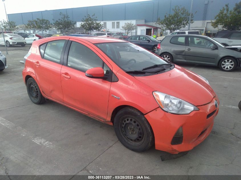 2013 TOYOTA PRIUS C TWO