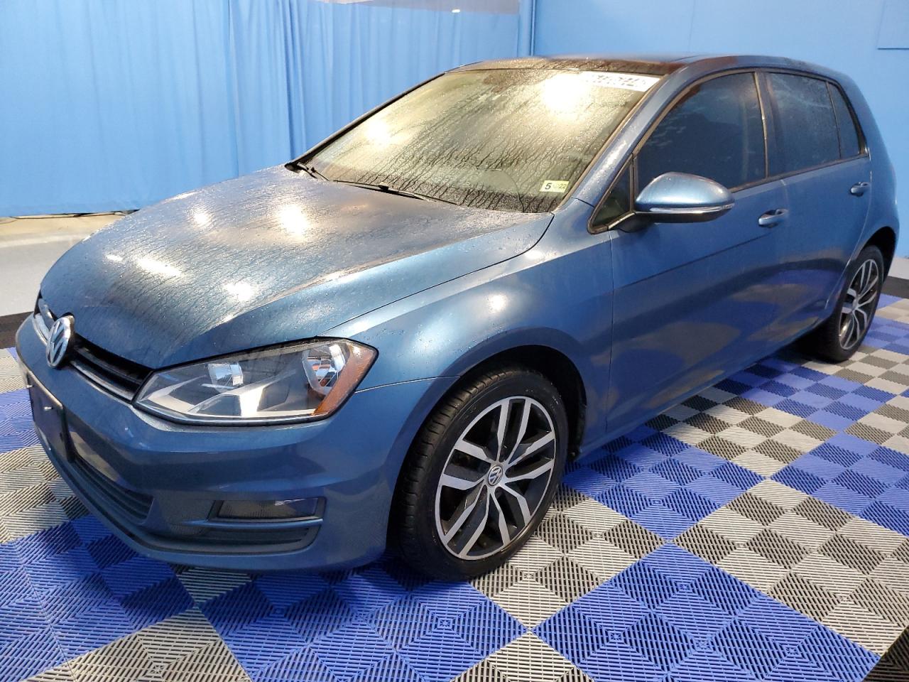 2016 VOLKSWAGEN GOLF S/SE