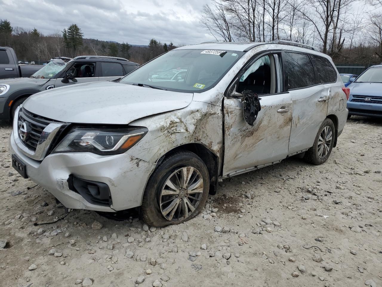 2017 NISSAN PATHFINDER S