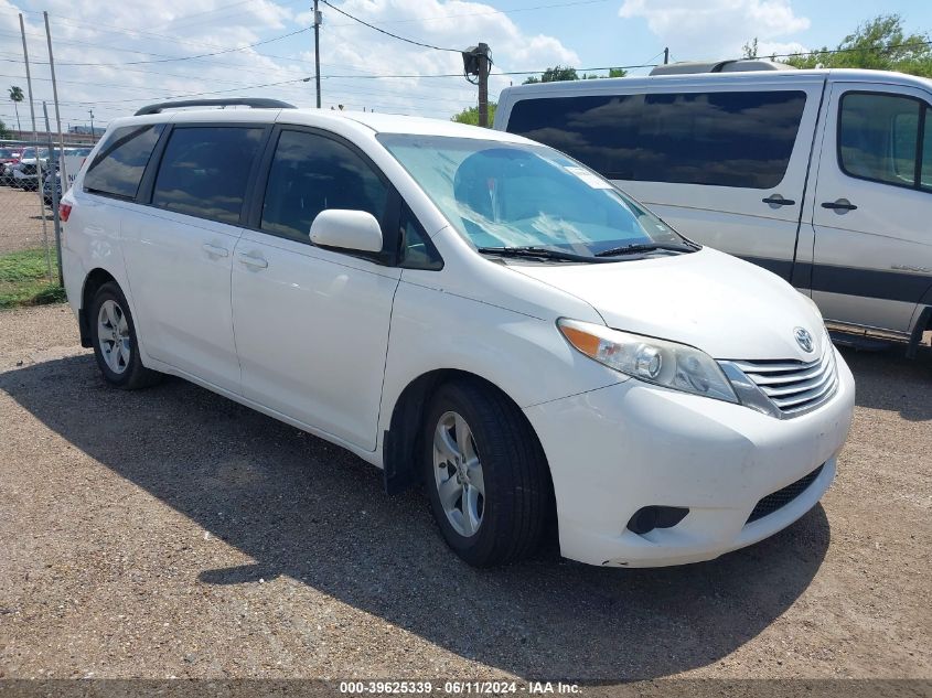 2017 TOYOTA SIENNA LE 8 PASSENGER