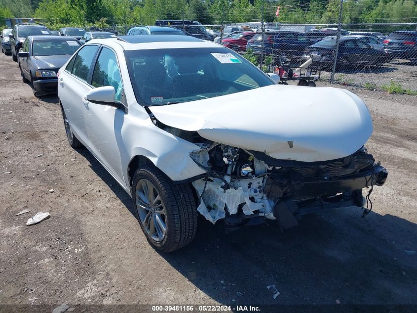 2016 TOYOTA CAMRY SE