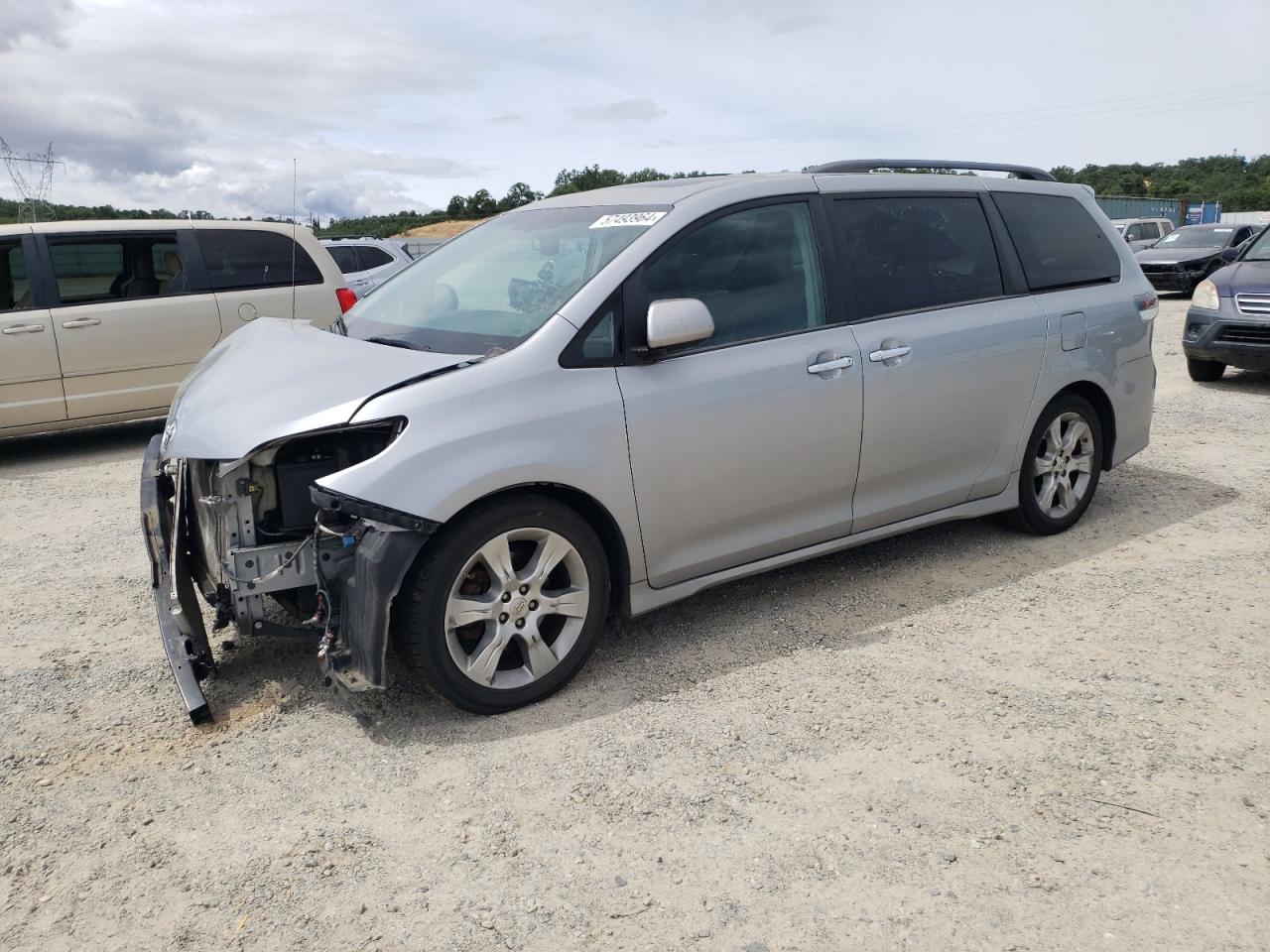 2013 TOYOTA SIENNA SPORT