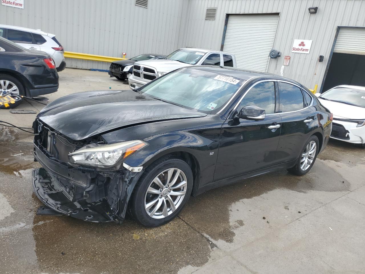 2015 INFINITI Q70 3.7