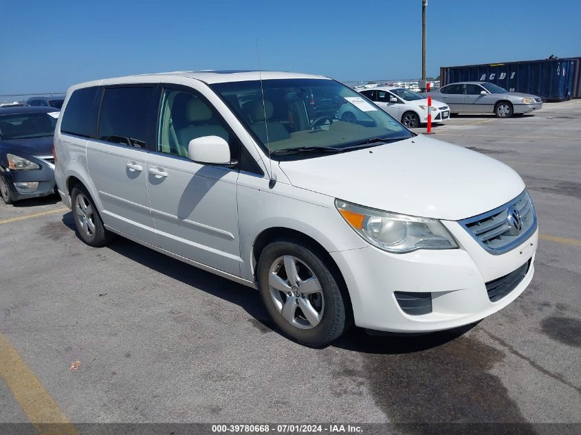 2010 VOLKSWAGEN ROUTAN SEL