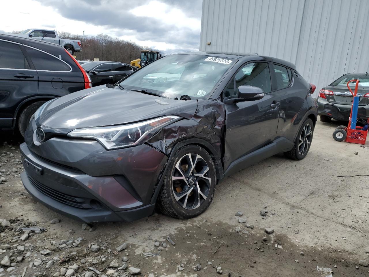 2019 TOYOTA C-HR XLE