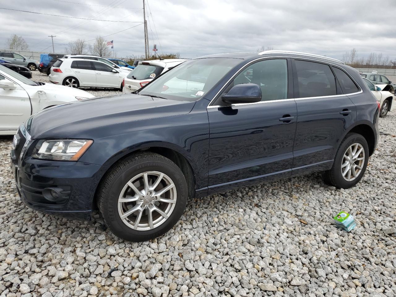 2010 AUDI Q5 PREMIUM