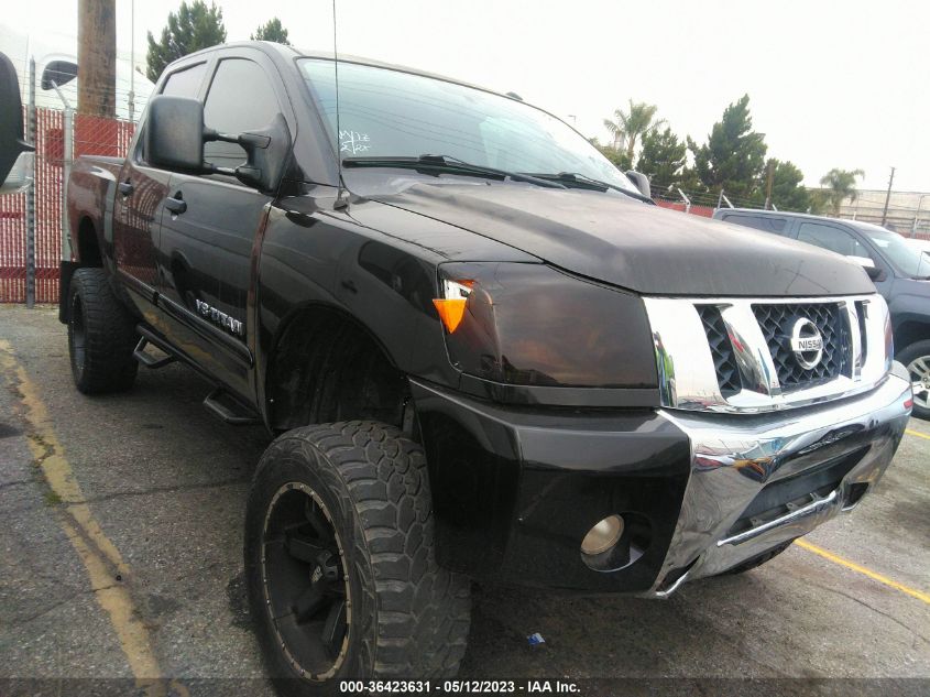 2012 NISSAN TITAN SV